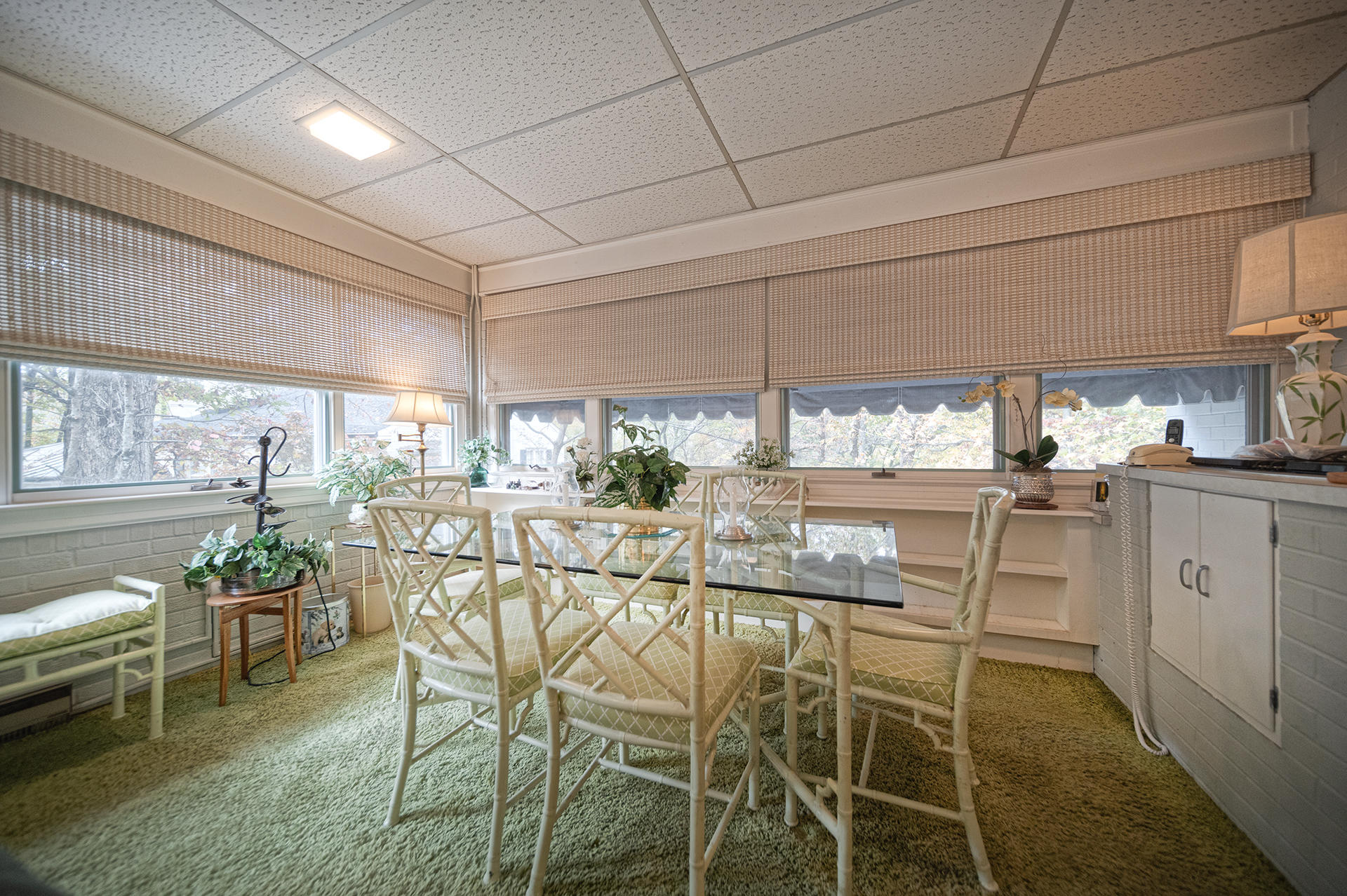 3173 Stoneridge Road Southwest Roanoke, VA 24014 - Photo 18 of 31 a dining room with furniture and a large window