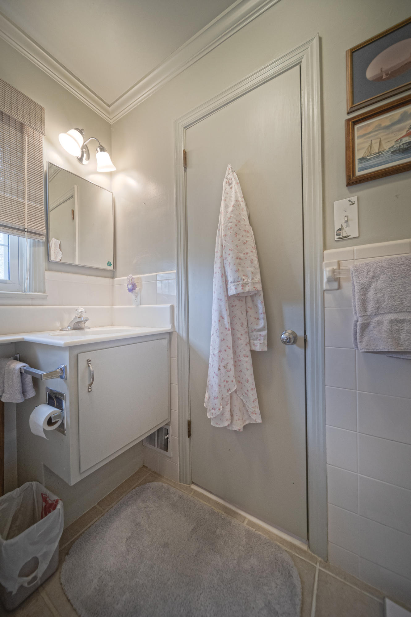 3173 Stoneridge Road Southwest Roanoke, VA 24014 - Photo 21 of 31 a bathroom with a sink and mirror