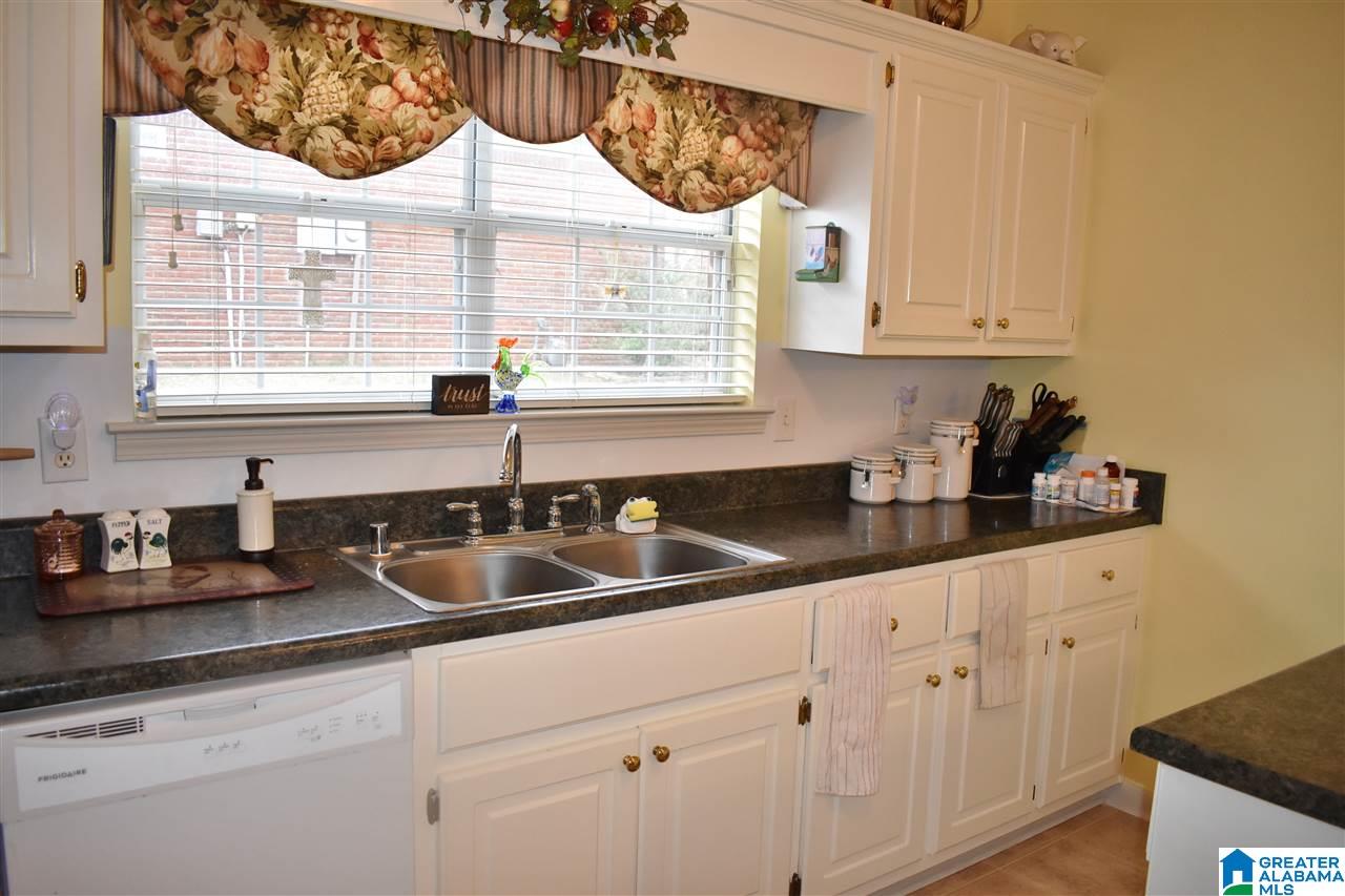 5416 J J R Drive Birmingham, AL 35235 - Photo 8 of 31