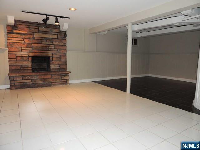 375 Chelsea Street Paramus, NJ 07652 - Photo 7 of 19 a view of empty room