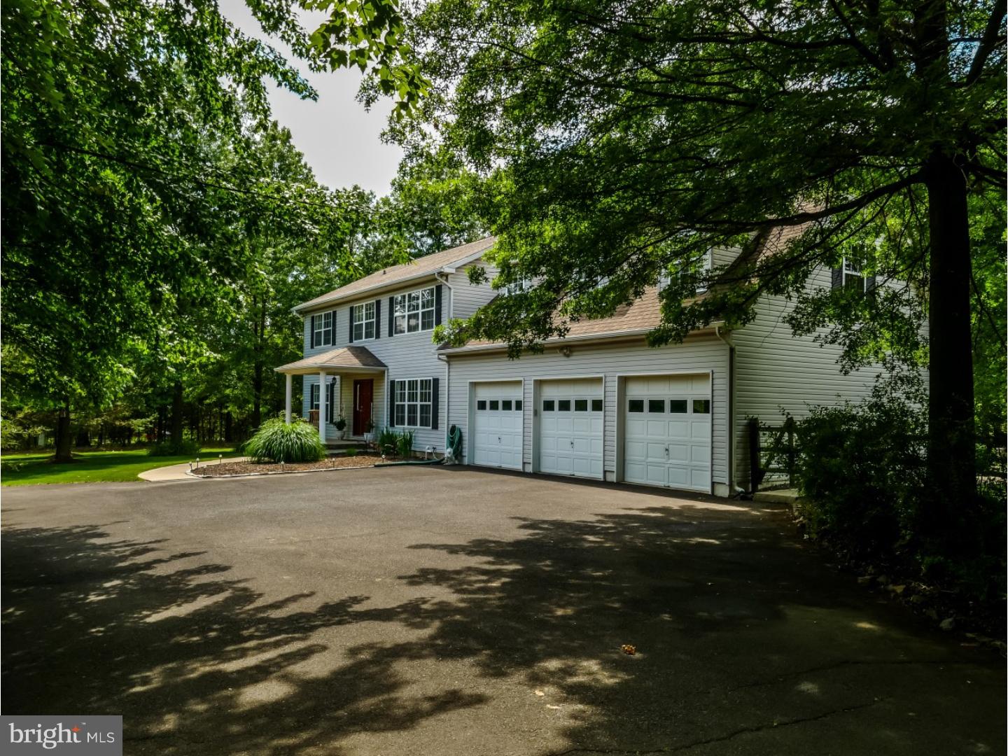 237 Woodland Road Newtown, PA 18940 - Photo 1 of 24