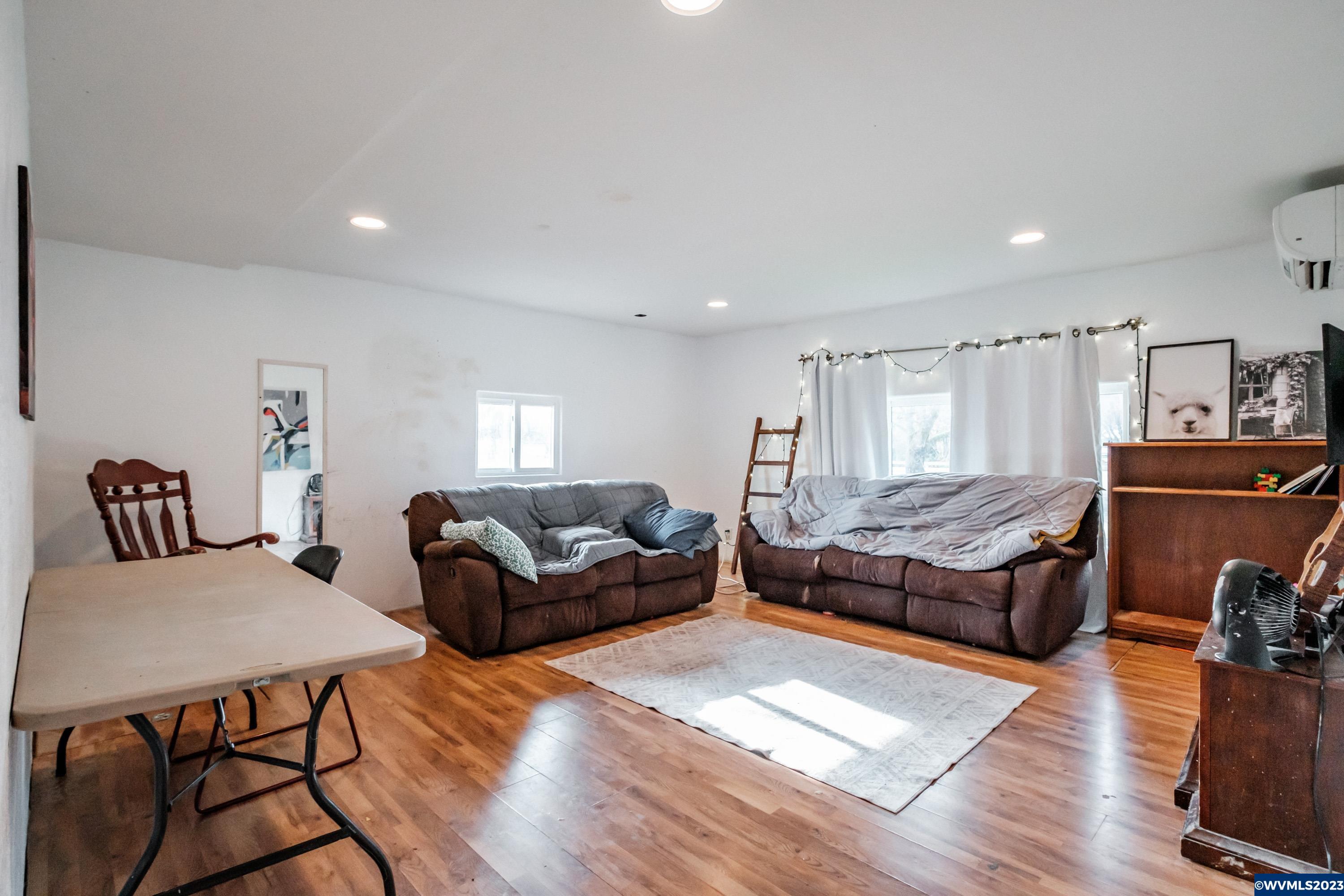 34661 Riverside Drive Albany, OR 97321 - Photo 21 of 42 Gallery Image 21