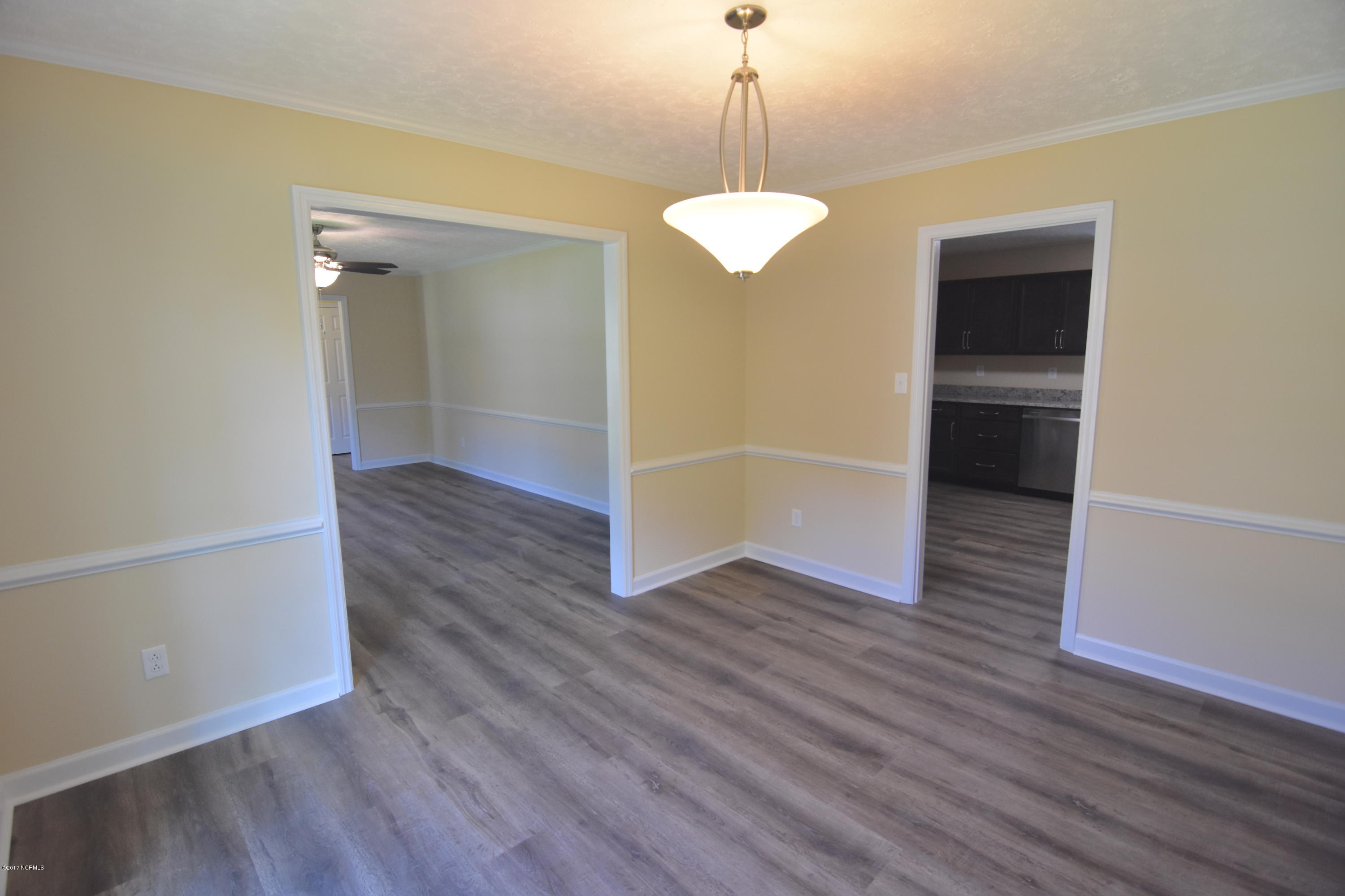 215 Manchester Road Havelock, NC 28532 - Photo 17 of 34 DSC_3728