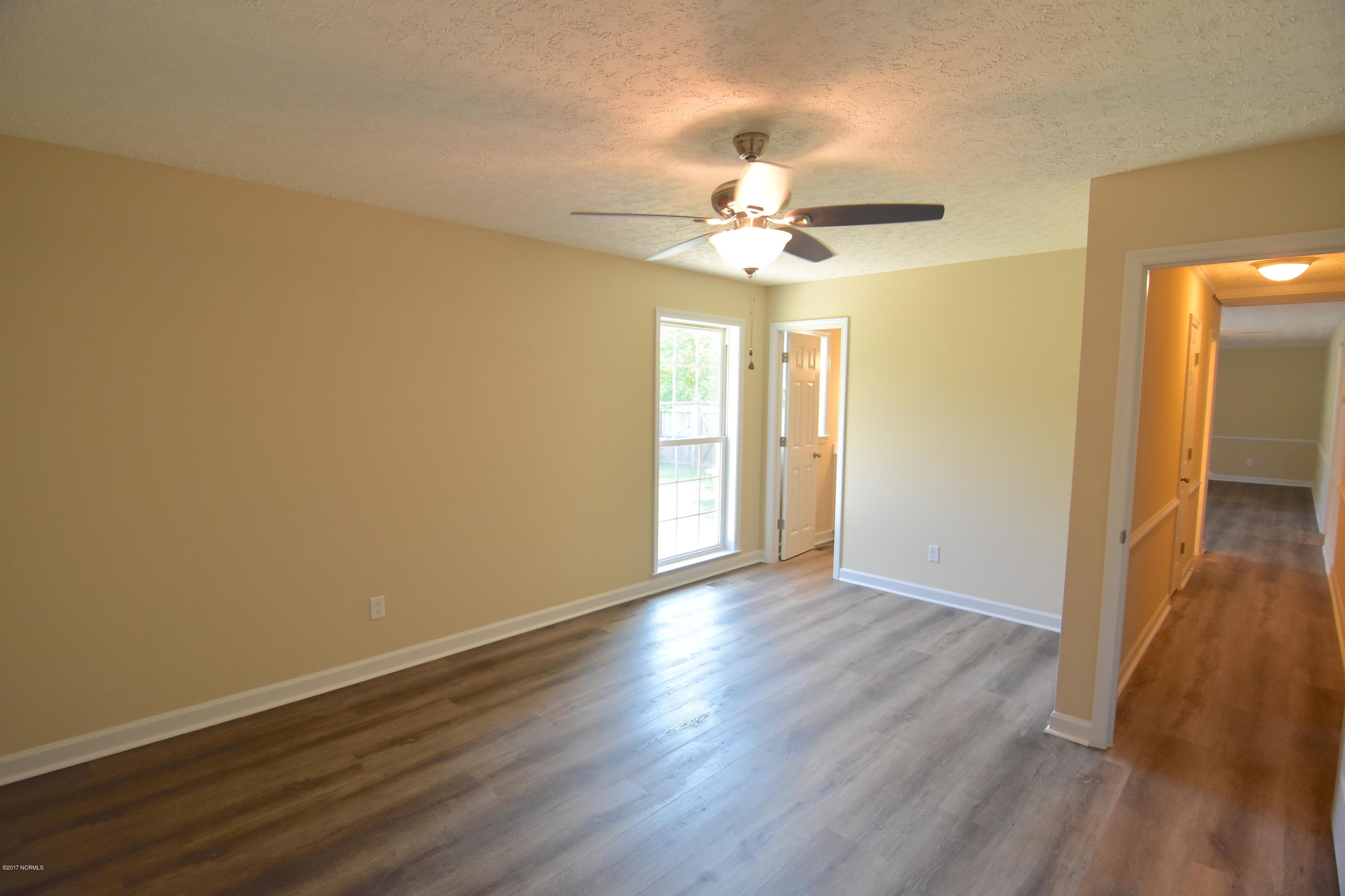 215 Manchester Road Havelock, NC 28532 - Photo 19 of 34 DSC_3709