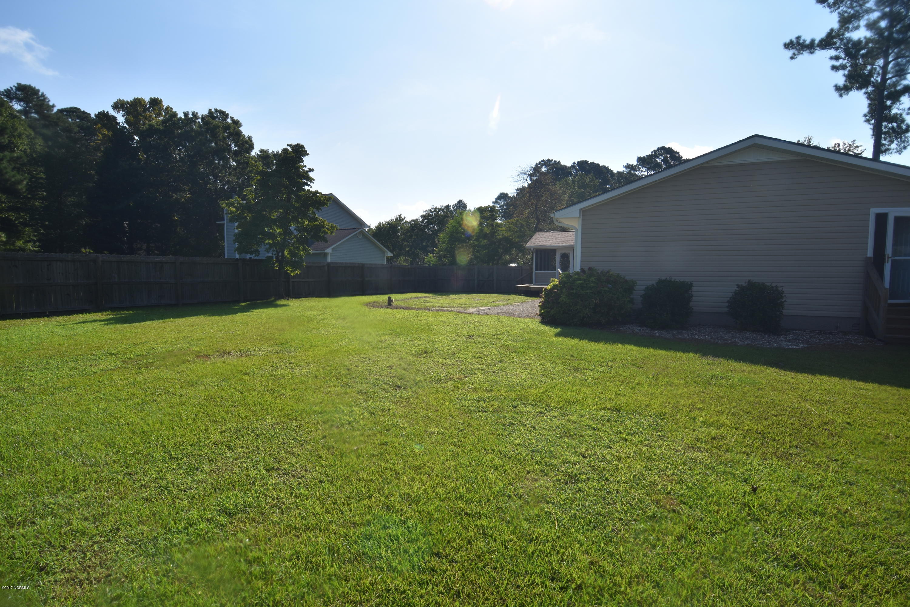 215 Manchester Road Havelock, NC 28532 - Photo 31 of 34 DSC_3723