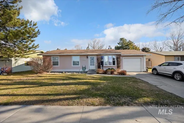 $299,900 | 1228 Wendell Street, Twin Falls, ID 83301