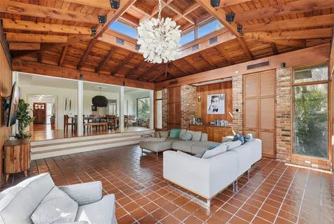 $2,175,000 | 1239 43rd Avenue North, St. Petersburg, FL 33703