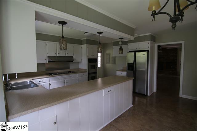 128 Pineforest Road Spartanburg, SC 29303 - Photo 8 of 22 Gallery Image 8