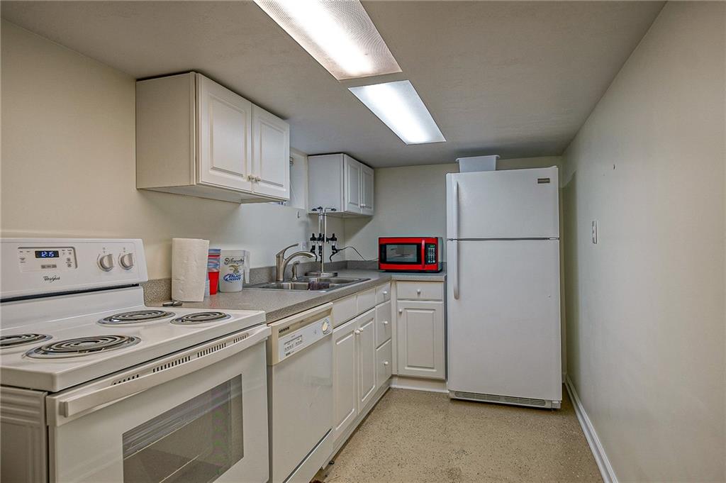 1318 Oakridge Road McDonald, PA 15057 - Photo 21 of 25