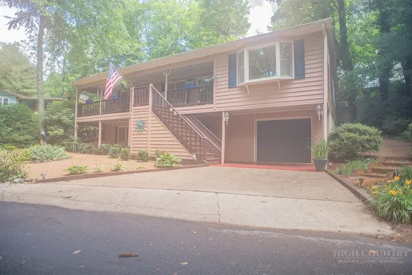 $449,000 | 60 Pine View Road, Newland, NC 28657
