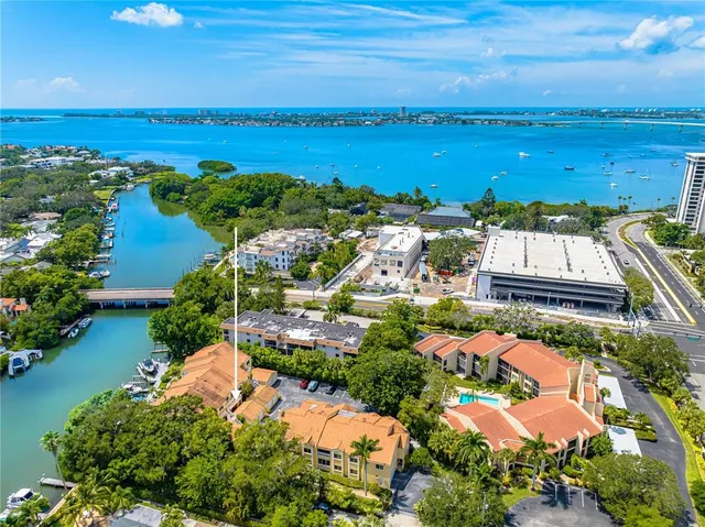 $994,000 | 862 Hudson Avenue, Unit 862, Sarasota, FL 34236