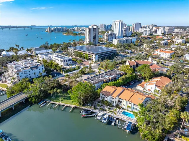 $994,000 | 862 Hudson Avenue, Unit 862, Sarasota, FL 34236