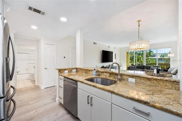 $994,000 | 862 Hudson Avenue, Unit 862, Sarasota, FL 34236