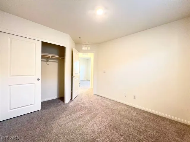 $2,200 | 436 Larksong Avenue, Henderson, NV 89011