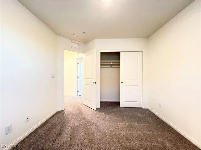 $2,200 | 436 Larksong Avenue, Henderson, NV 89011