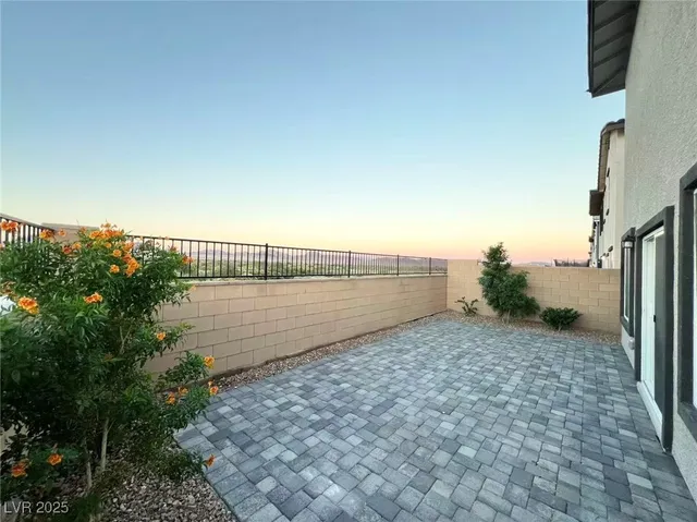 $2,200 | 436 Larksong Avenue, Henderson, NV 89011