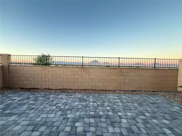 $2,200 | 436 Larksong Avenue, Henderson, NV 89011