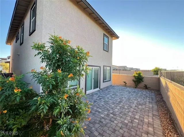 $2,200 | 436 Larksong Avenue, Henderson, NV 89011