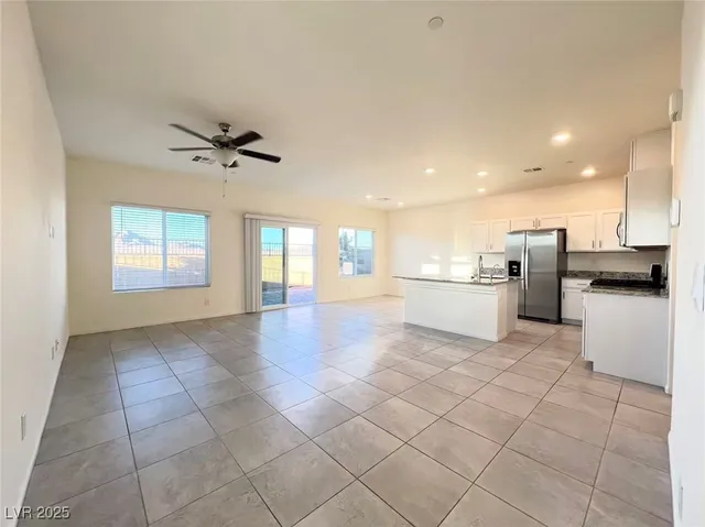 $2,200 | 436 Larksong Avenue, Henderson, NV 89011