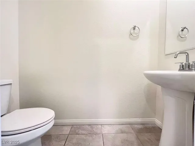 $2,200 | 436 Larksong Avenue, Henderson, NV 89011