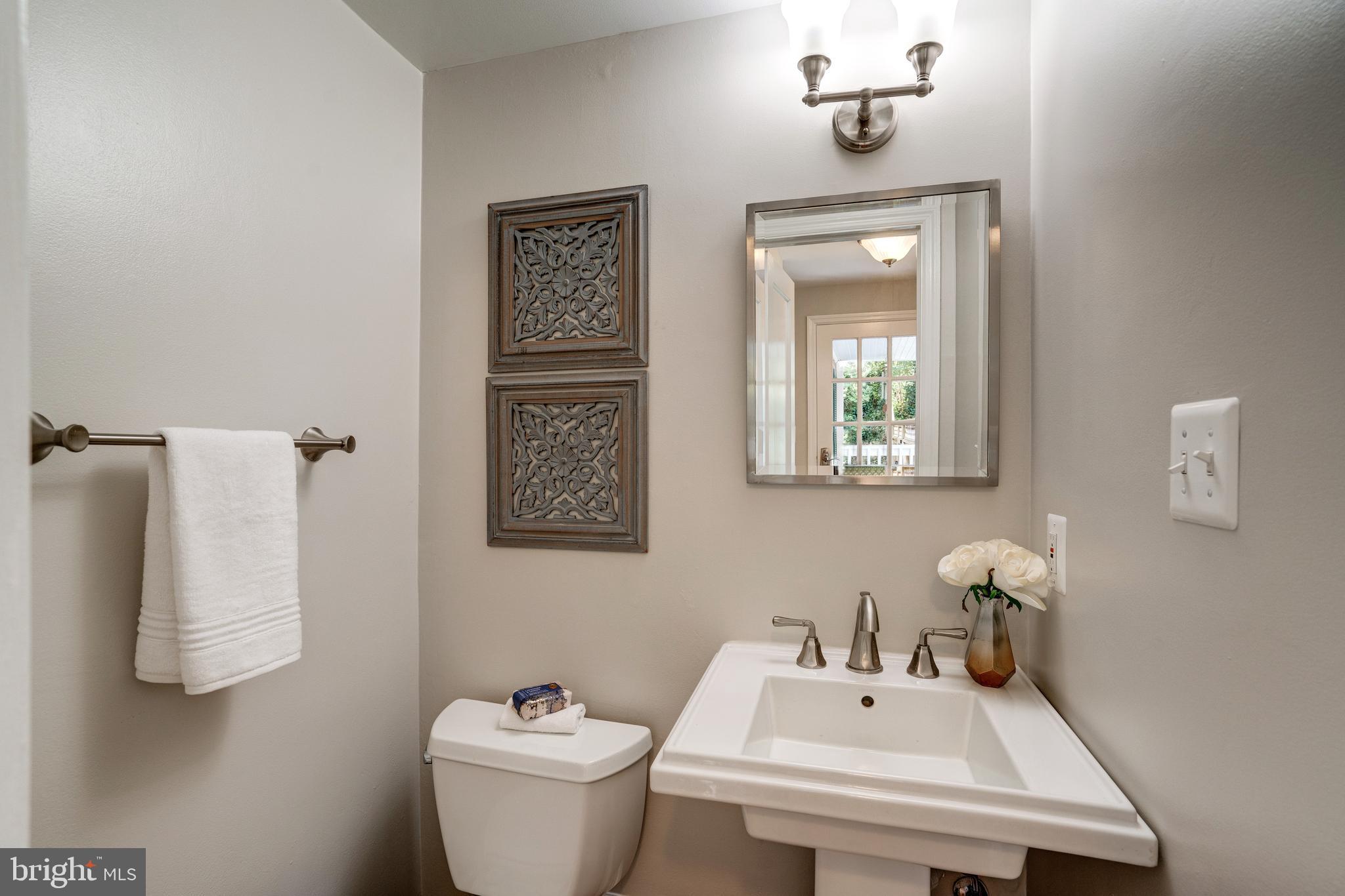 5916 Ramsgate Road Bethesda, MD 20816 - Photo 23 of 49 Main level powder room.