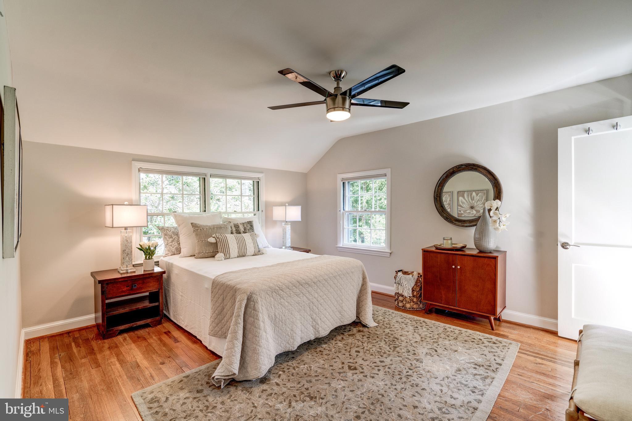 5916 Ramsgate Road Bethesda, MD 20816 - Photo 24 of 49 Primary bedroom with en-suite full bathroom.