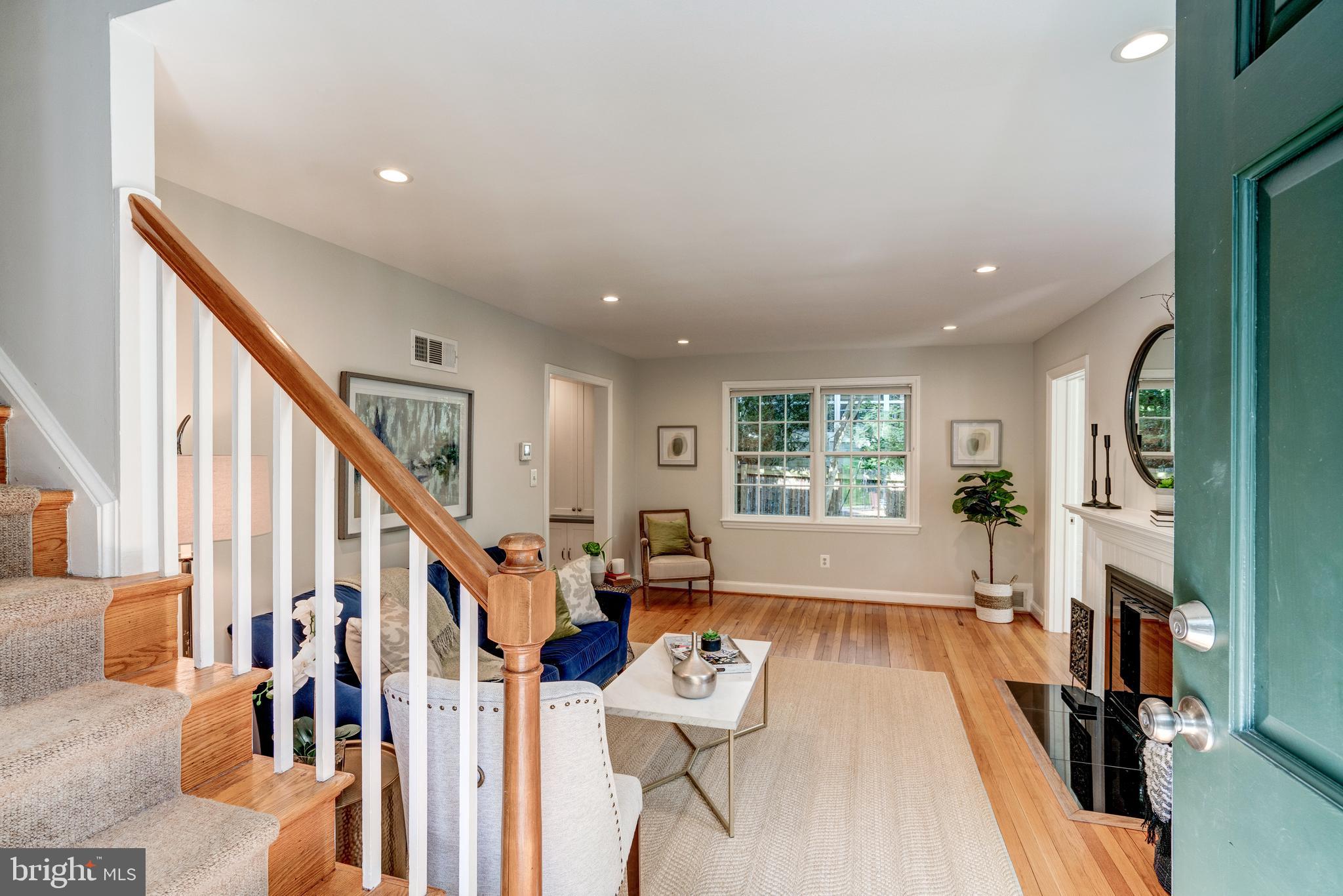 5916 Ramsgate Road Bethesda, MD 20816 - Photo 6 of 49 Living room, welcome home!