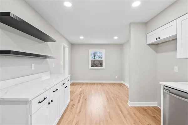 $320,000 | 9501 Grand Avenue, Kansas City, MO 64114