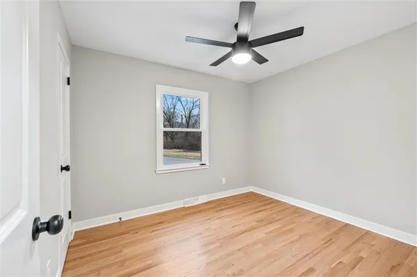 $320,000 | 9501 Grand Avenue, Kansas City, MO 64114