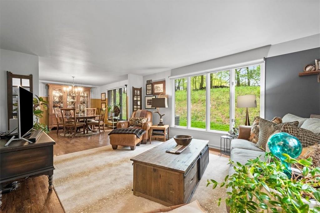 560 Sugar Camp Road Venetia, PA 15367 - Photo 12 of 31 Gallery Image 12