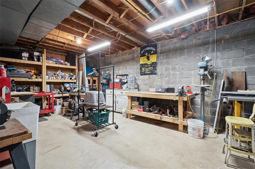 560 Sugar Camp Road Venetia, PA 15367 - Photo 20 of 31 Gallery Image 20