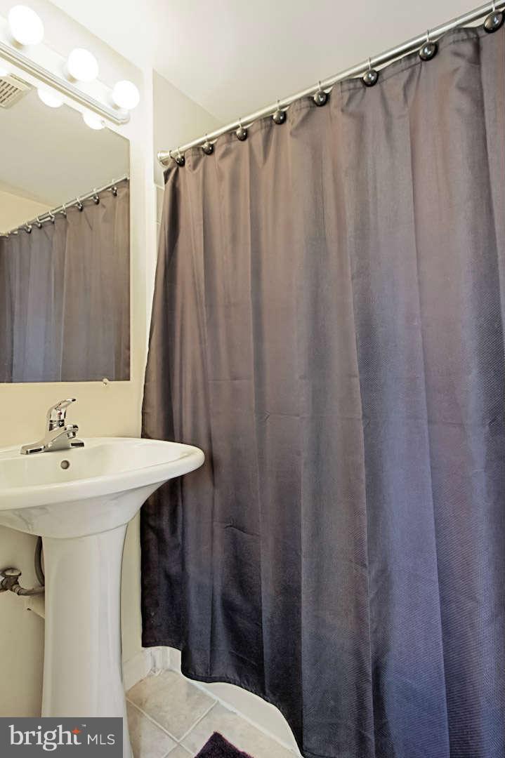 7417 Aspenpark Road Lorton, VA 22079 - Photo 18 of 30 Bath 2