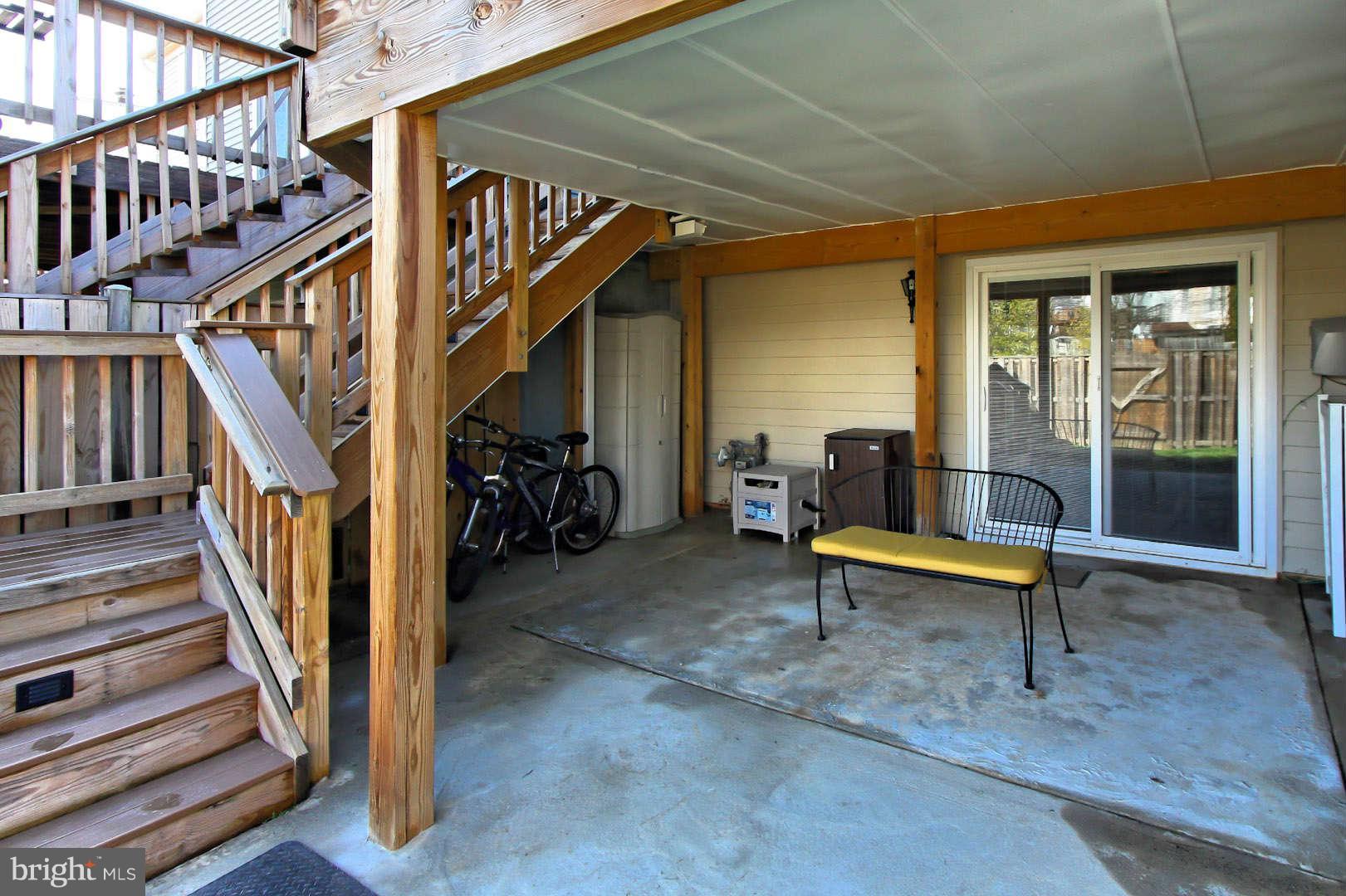 7417 Aspenpark Road Lorton, VA 22079 - Photo 26 of 30 Patio