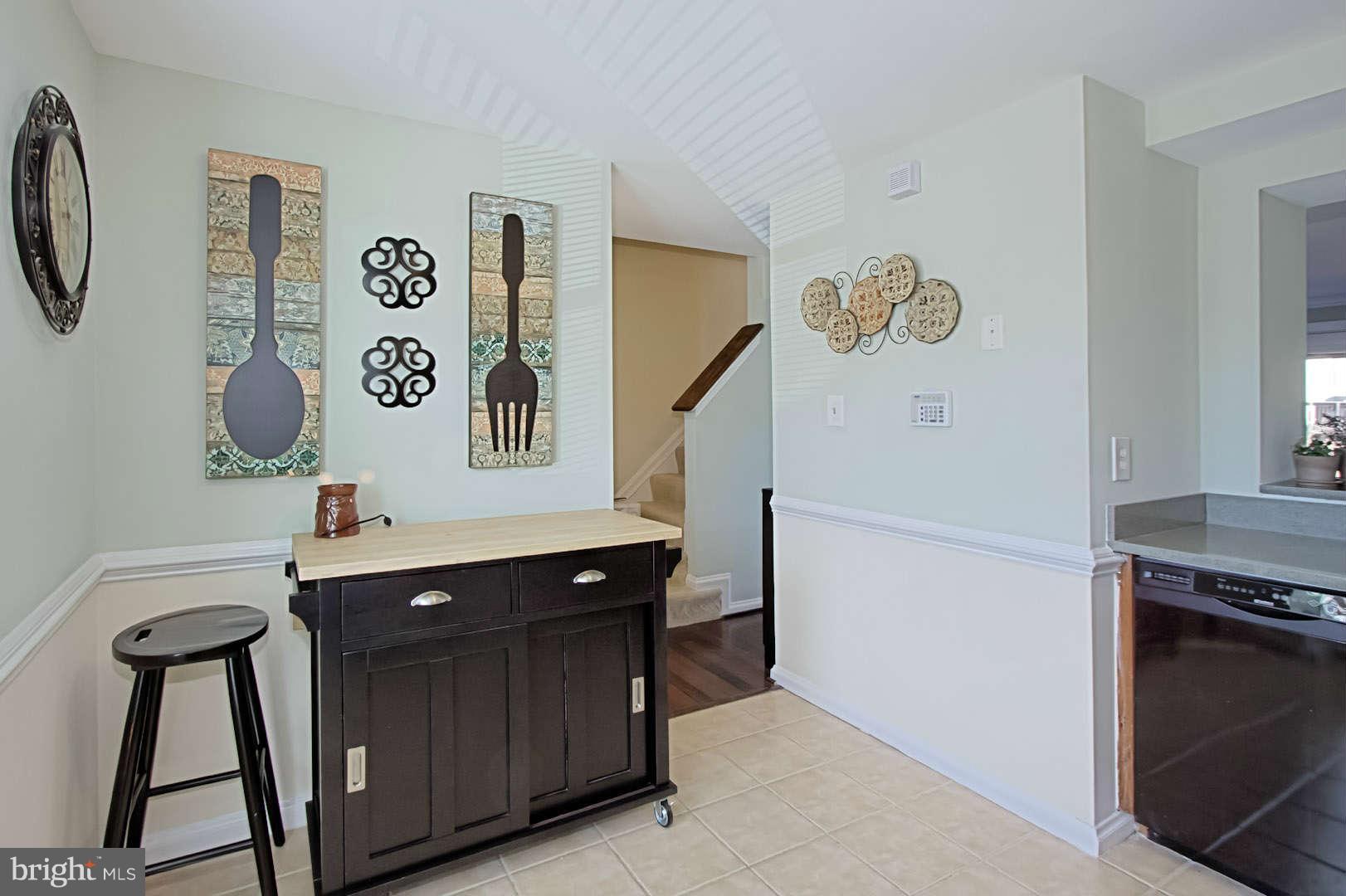 7417 Aspenpark Road Lorton, VA 22079 - Photo 9 of 30 Kitchen