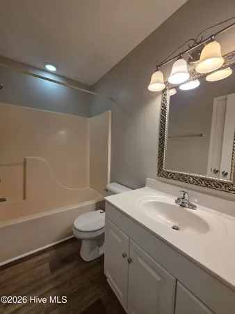 $2,850 | 123 Jackson Avenue, Unit B, Emerald Isle, NC 28594