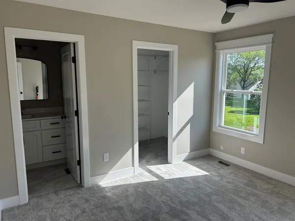 $355,700 | 25179 North 2175 East Road, Lexington, IL 61753