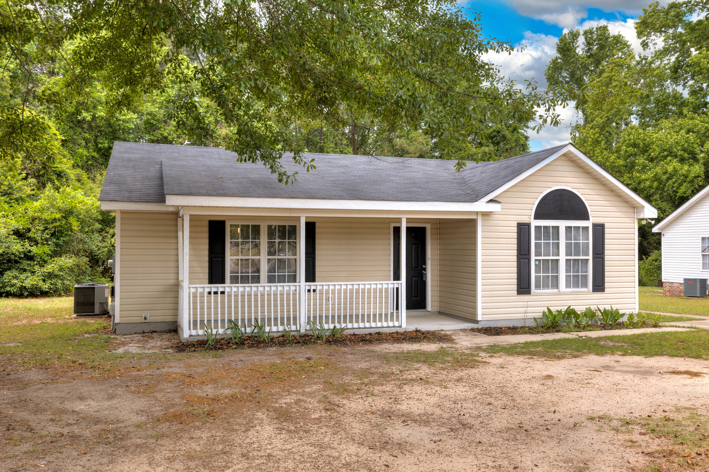 1053 Decatur Street Sumter, SC 29150 - Photo 1 of 28 02