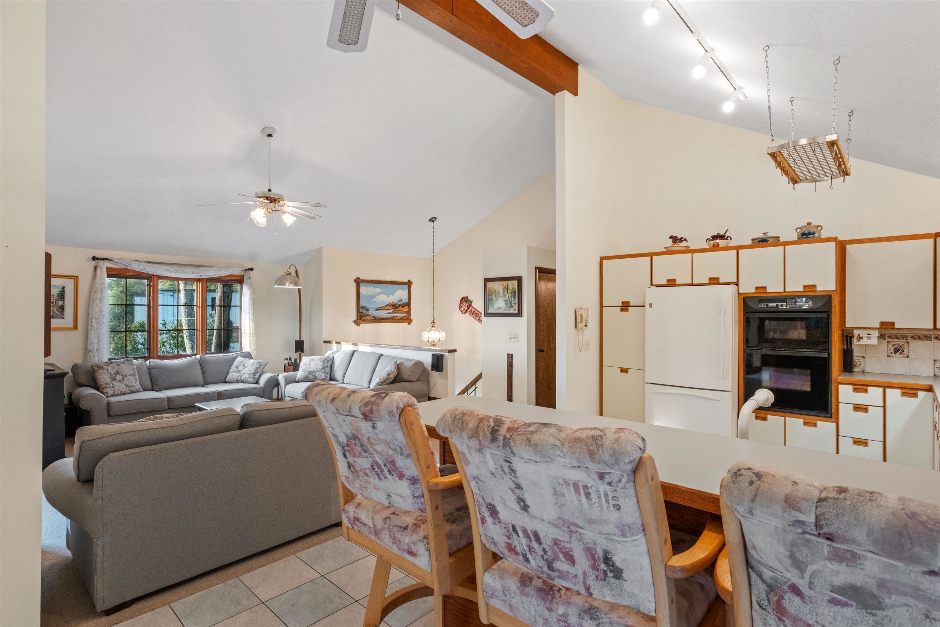 68 Woodwells Garrison Road Hopkinton, NH 03229 - Photo 14 of 59