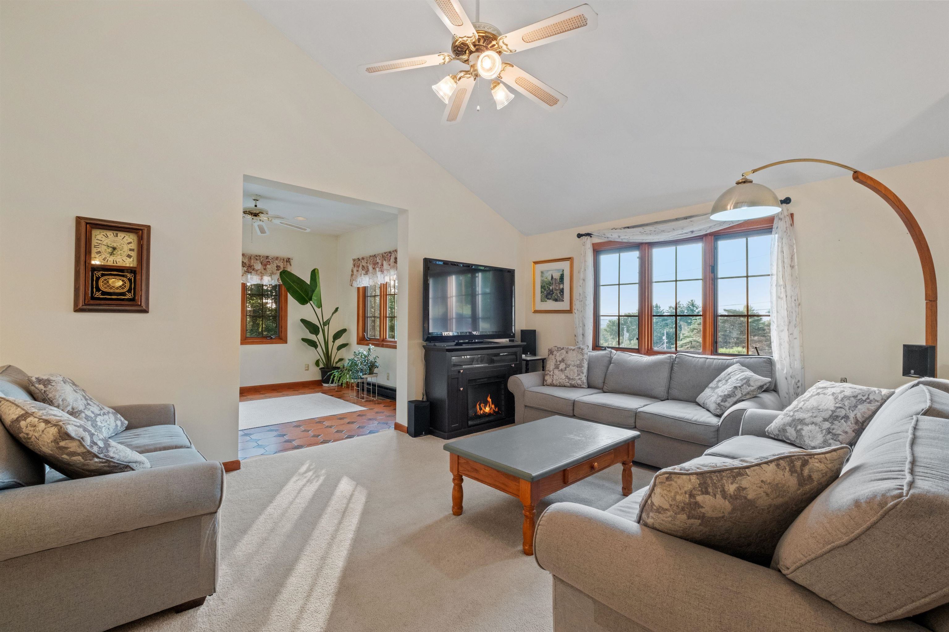 68 Woodwells Garrison Road Hopkinton, NH 03229 - Photo 16 of 59