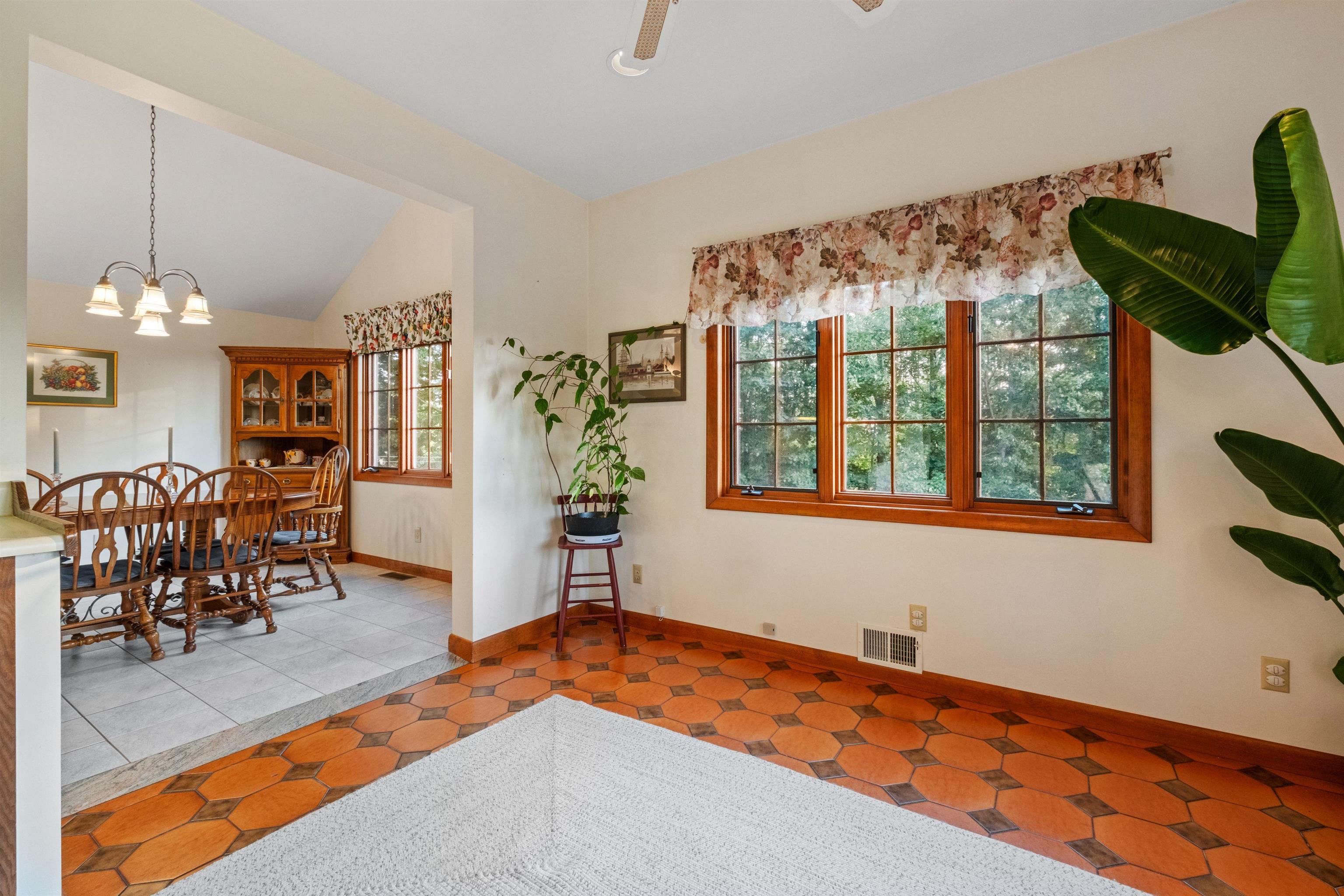 68 Woodwells Garrison Road Hopkinton, NH 03229 - Photo 21 of 59