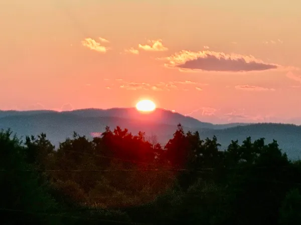 $609,000 | 68 Woodwells Garrison Road, Hopkinton, NH 03229