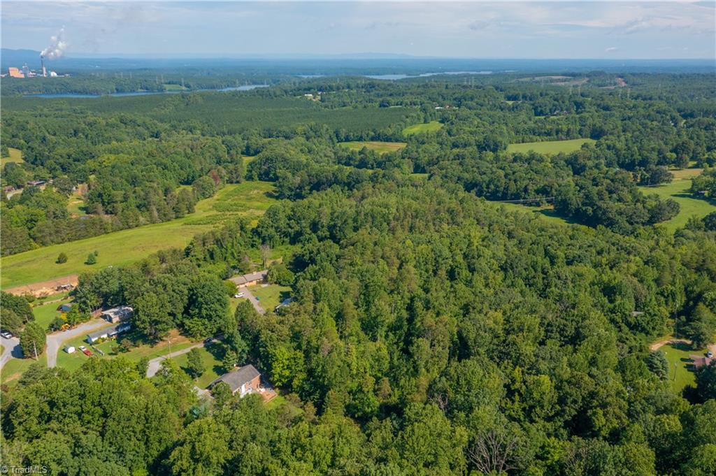 9035 Fulp Road Stokesdale, NC 27357 - Photo 12 of 32 Gallery Image 12