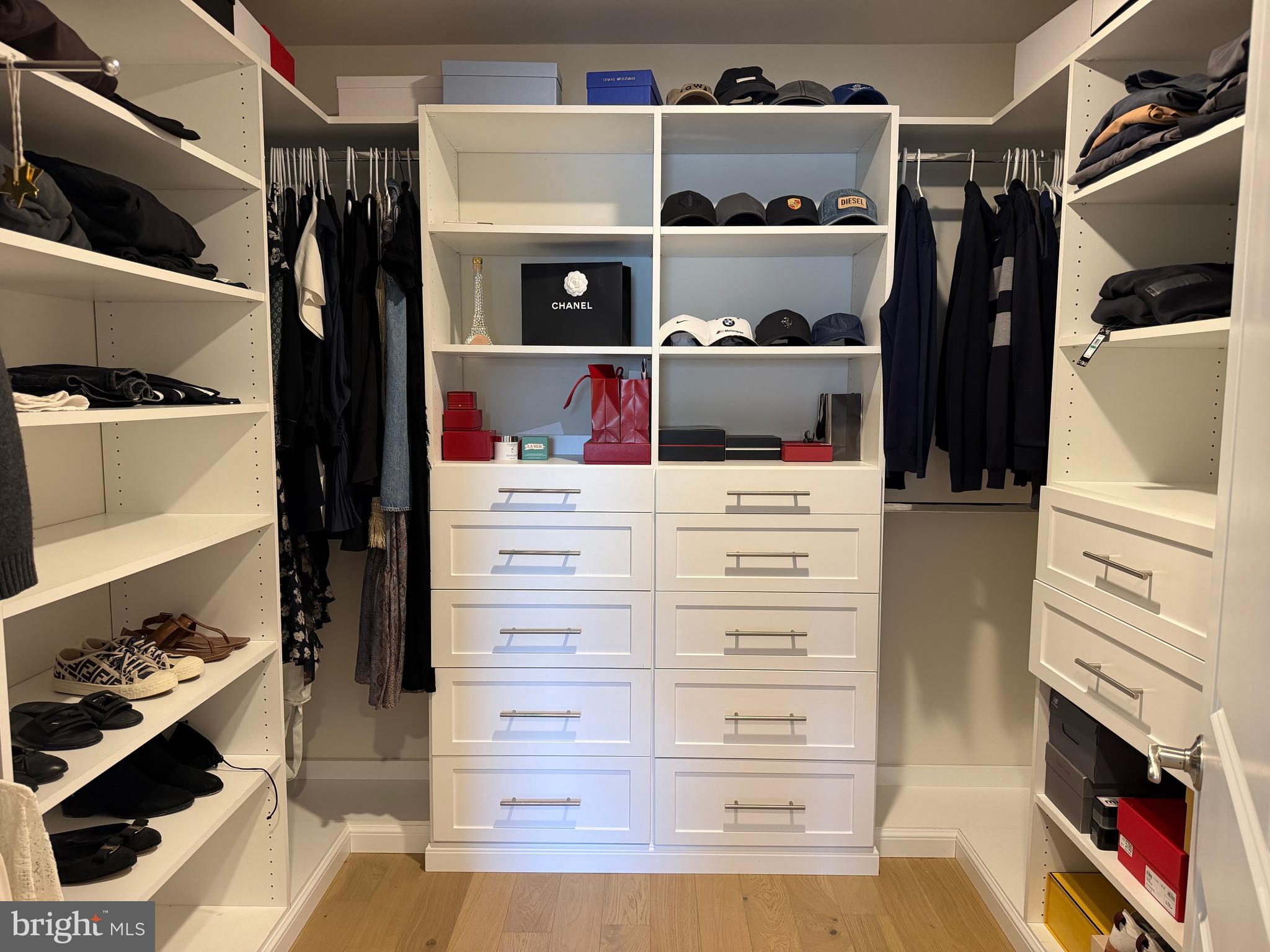 12 Spring Mill Drive Ivyland, PA 18974 - Photo 16 of 25 a view of walk in closet