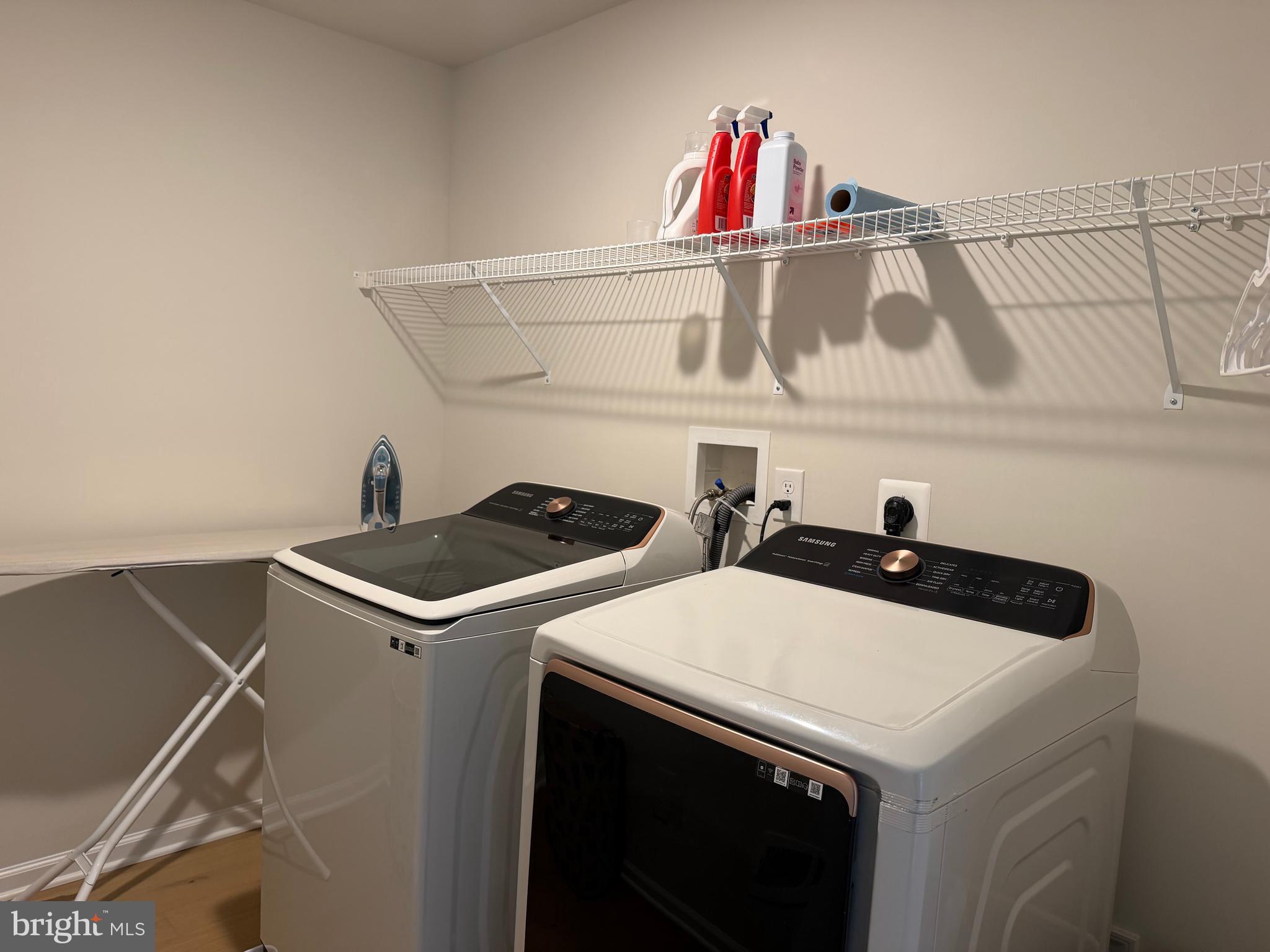 12 Spring Mill Drive Ivyland, PA 18974 - Photo 21 of 25 a utility room with dryer and washer
