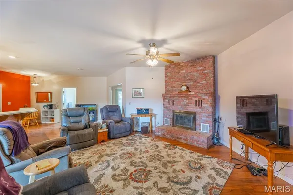 $475,000 | 605 Ripley 21n 16a, Doniphan, MO 63935