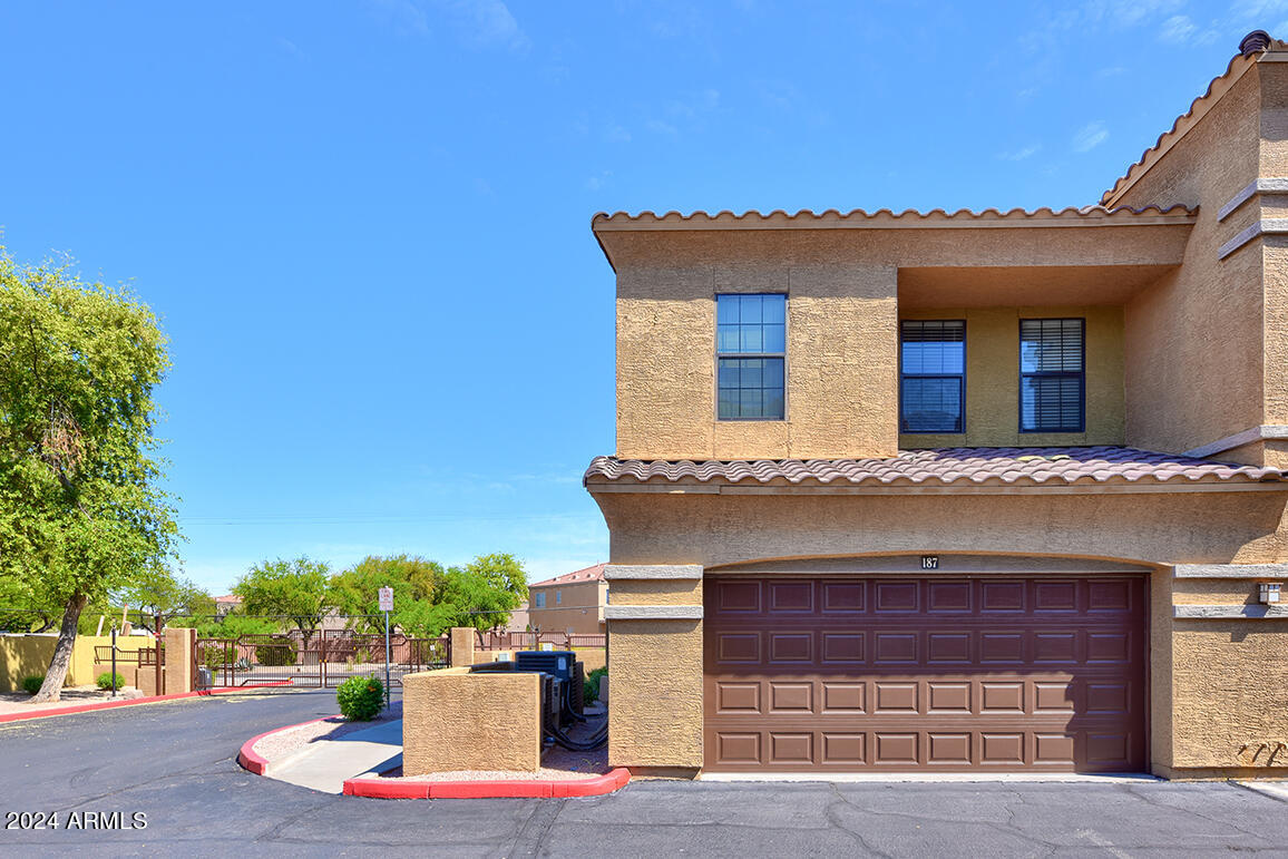 1702 East Bell Road, Unit 187 Phoenix, AZ 85022 - Photo 2 of 22 Direct Access 2 Car Garage