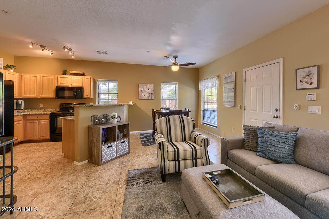1702 East Bell Road, Unit 187 Phoenix, AZ 85022 - Photo 5 of 22 Kitchen Open to Family Room