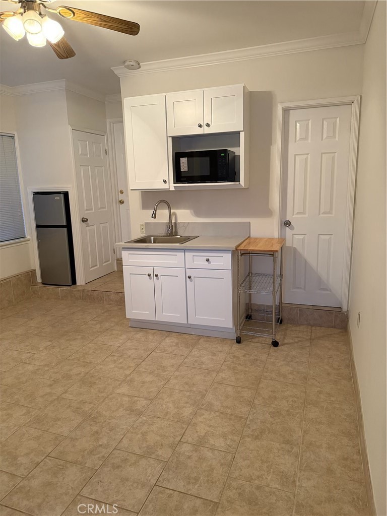 934 Highline Road Los Angeles, CA 90065 - Photo 28 of 43 Attached Studio