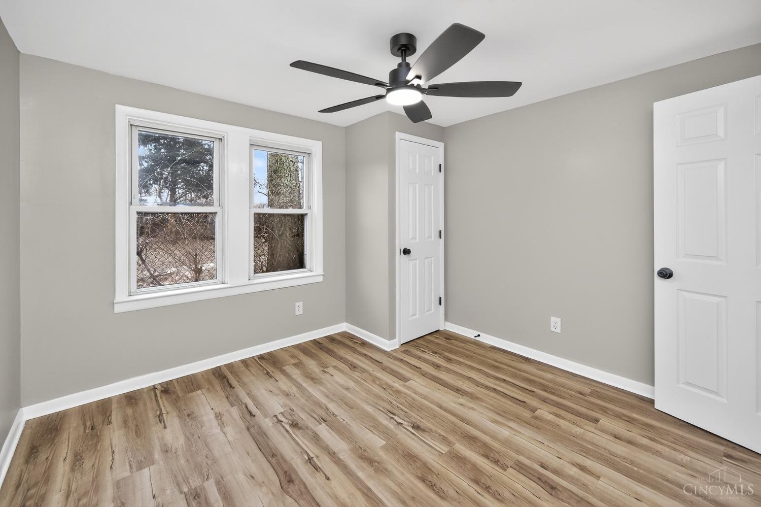 2804 Yankee Road Middletown, OH 45044 - Photo 17 of 37