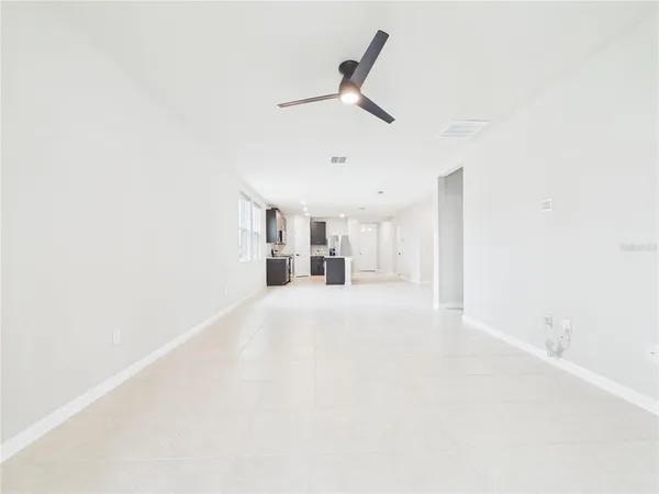 $2,000 | 38707 Finn Clover Lane, Zephyrhills, FL 33540